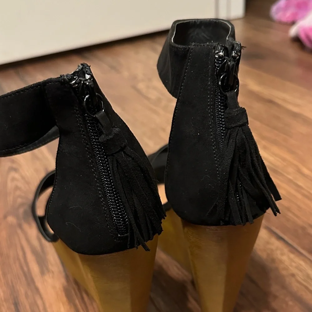 Wet Seal 8.5 Black Suede Women's Wedge Sandals - Picture 6 of 7